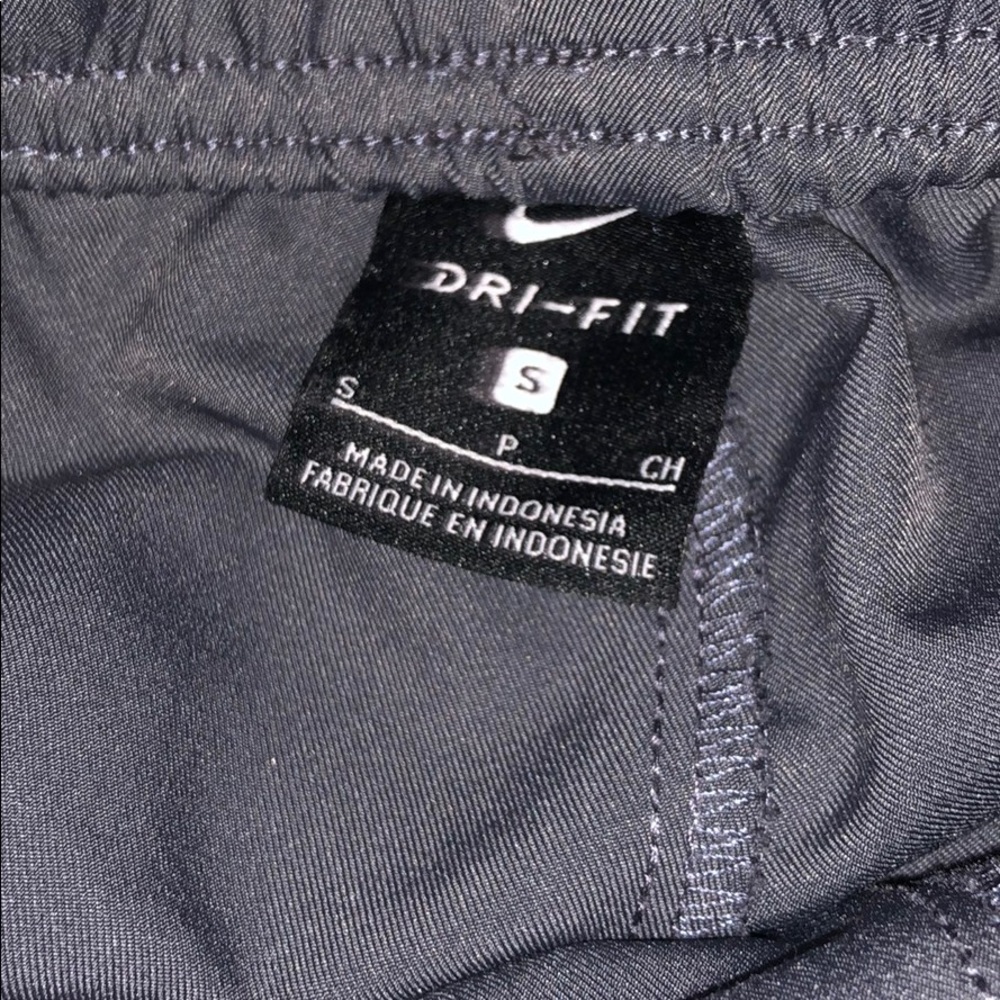 sweatpants - Picture 3 of 3
